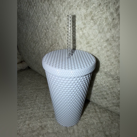 Starbucks White Textured Tumbler with Lid - Picture 2 of 4